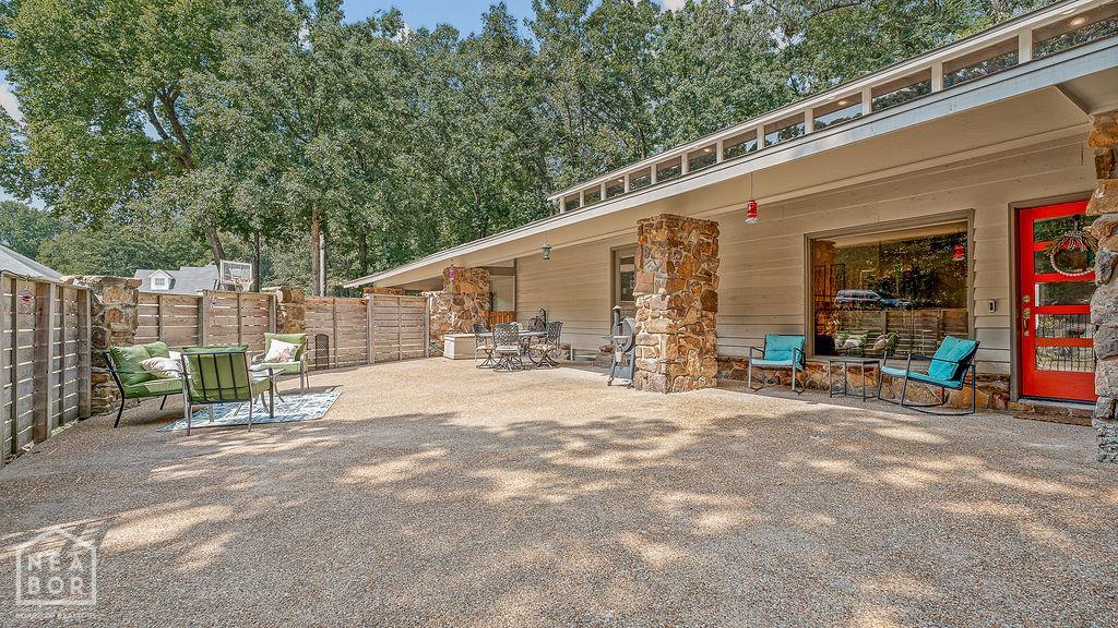 Jonesboro, Arkansas, 72404, United States, ,4 BathroomsBathrooms,Residential,For Sale,1982886