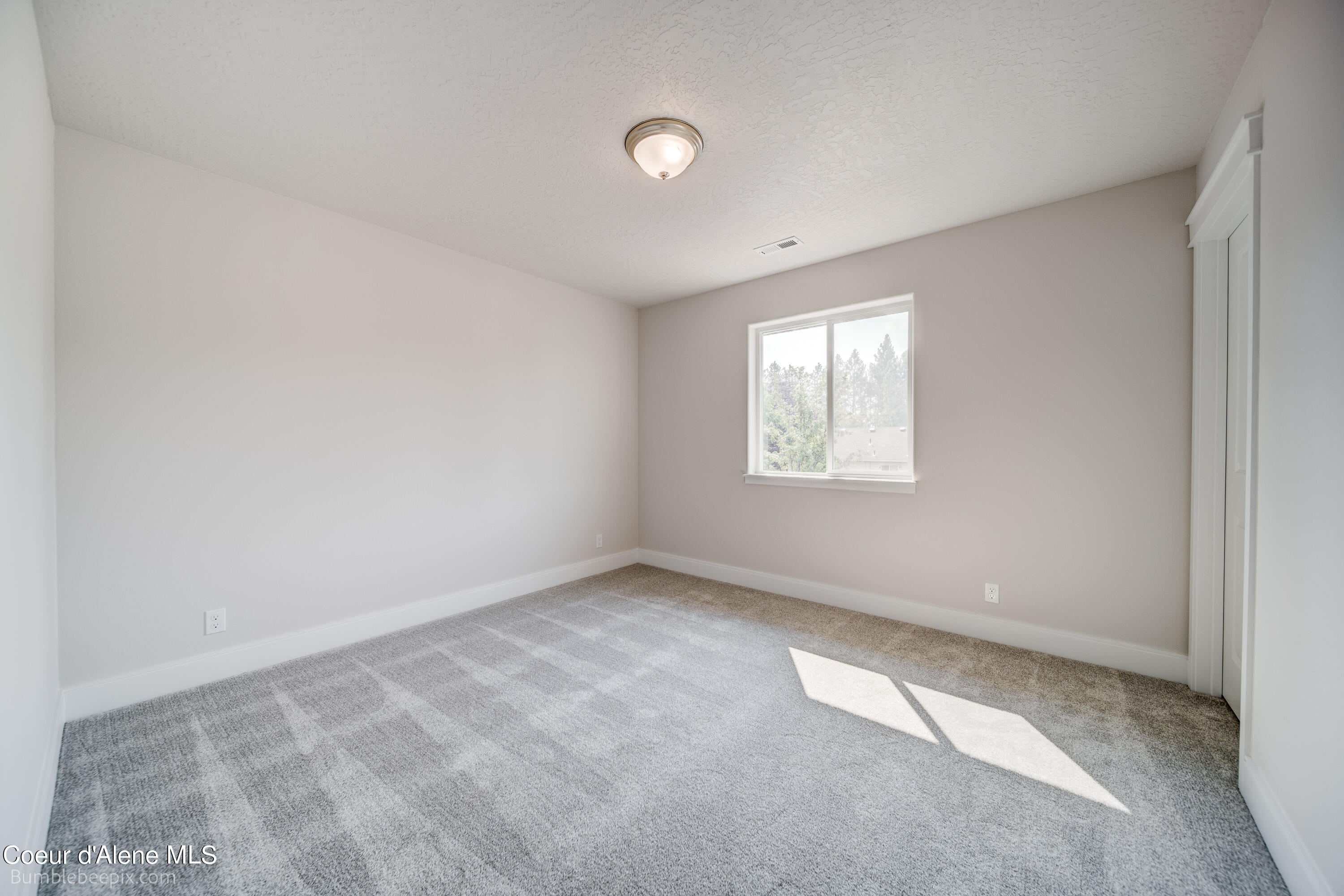 15085 N Liane Lane, Rathdrum, Idaho, 83858, United States, 4 Bedrooms Bedrooms, ,3 BathroomsBathrooms,Residential,For Sale,15085 N Liane Lane,1531723