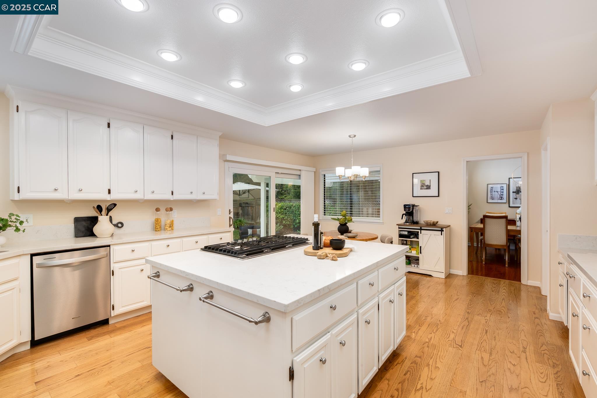 Danville, California, 94506, United States, 4 Bedrooms Bedrooms, ,3 BathroomsBathrooms,Residential,For Sale,1989377