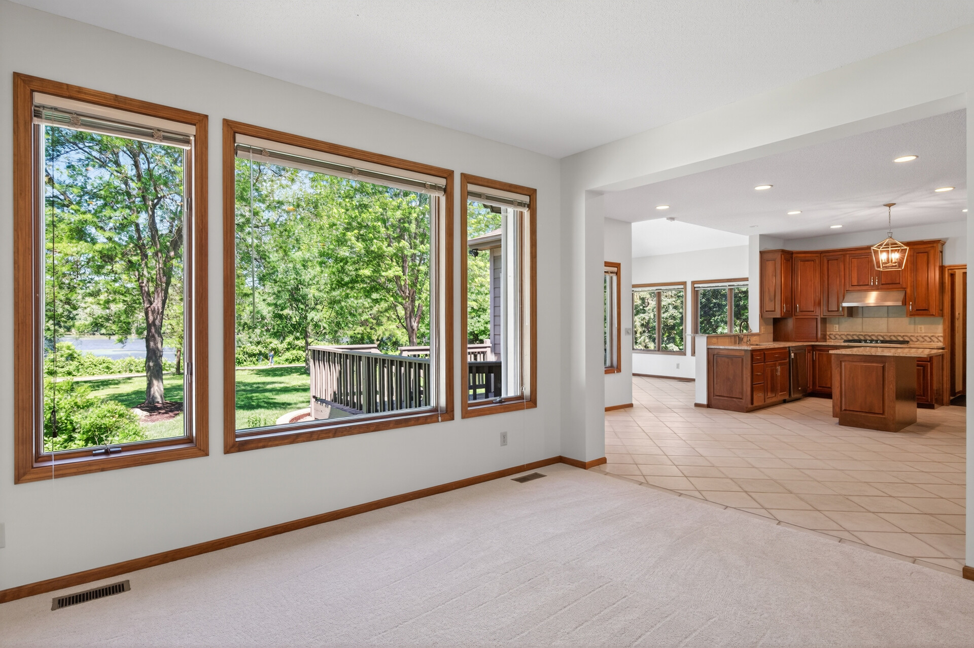  Luxury Lakeside Retreat in the Heart of Woodbury - 物件實景