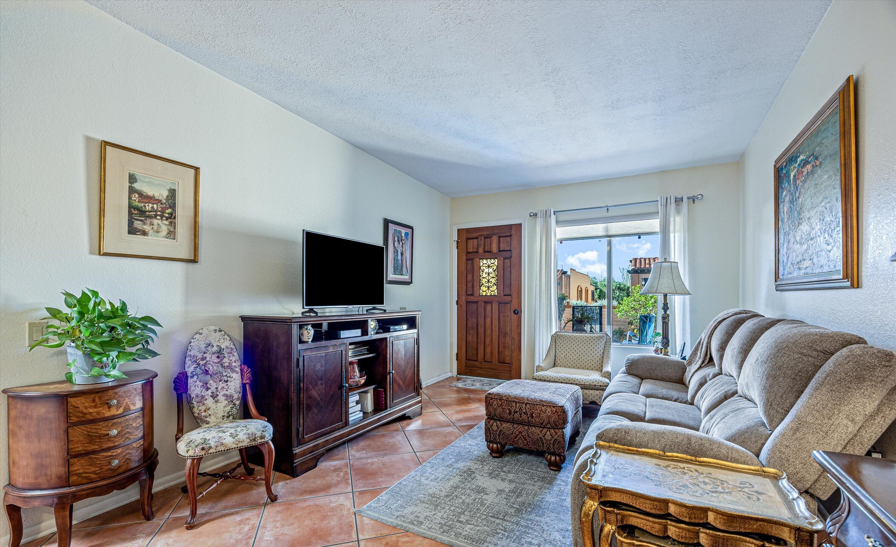  1432 W Calle Pueblo, Green Valley, AZ, 85622 - 物件實景