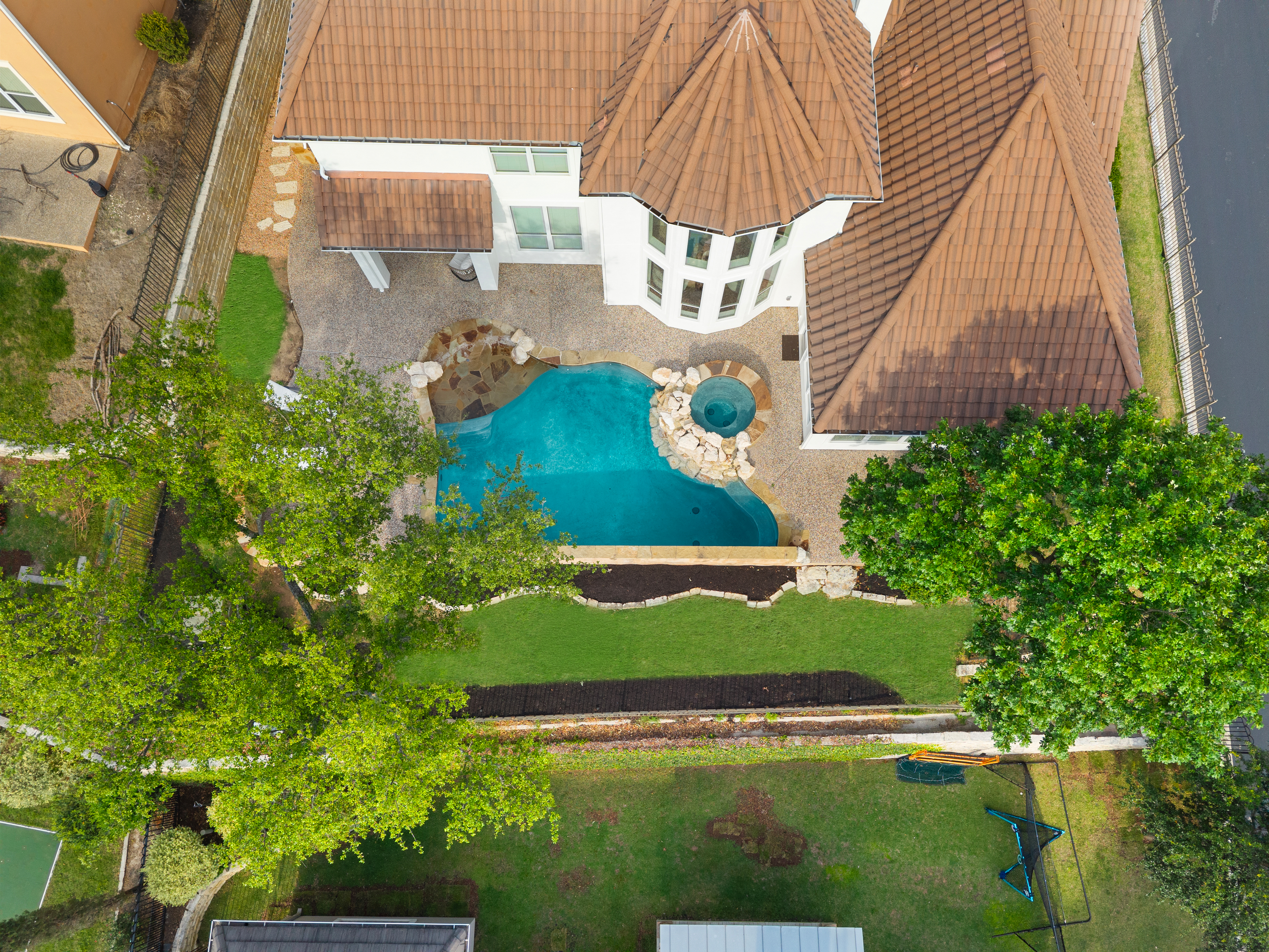  Elegant Mediterranean Retreat in The Dominion - 物件實景