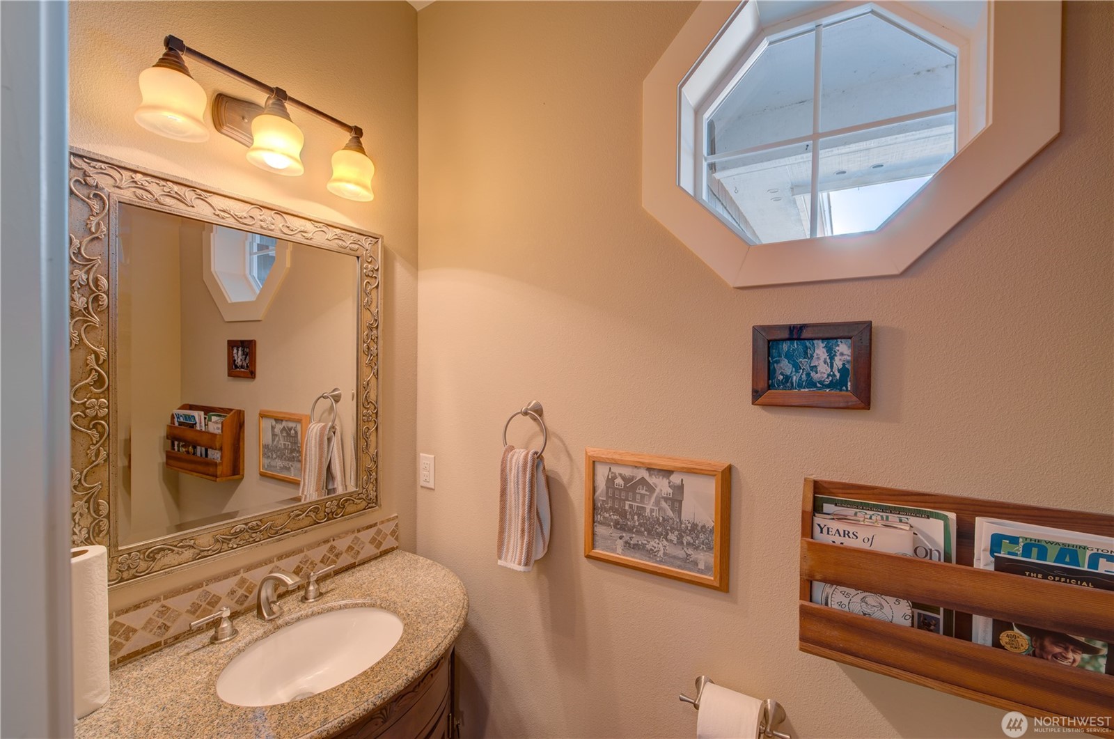 Long Beach, Washington, 98631, United States, 3 Bedrooms Bedrooms, ,4 BathroomsBathrooms,Residential,For Sale,1937572