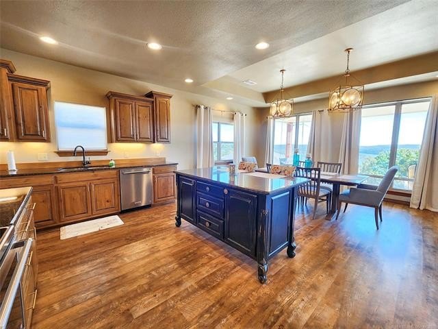 Park Hill, Oklahoma, 74451, United States, 4 Bedrooms Bedrooms, ,4 BathroomsBathrooms,Residential,For Sale,1973954