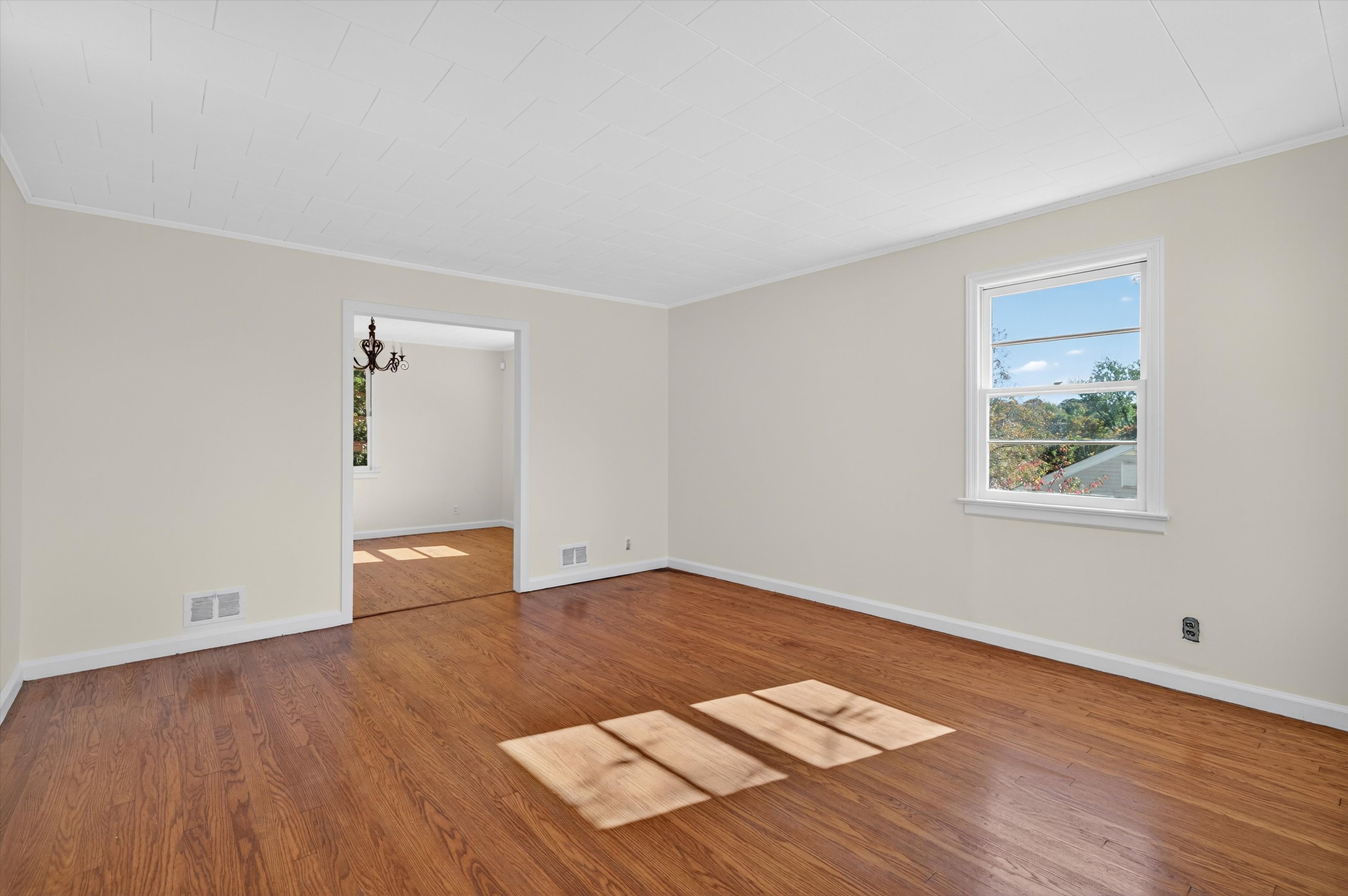 Monroe, New York, 10950, United States, 3 Bedrooms Bedrooms, ,2 BathroomsBathrooms,Residential,For Sale,1983456