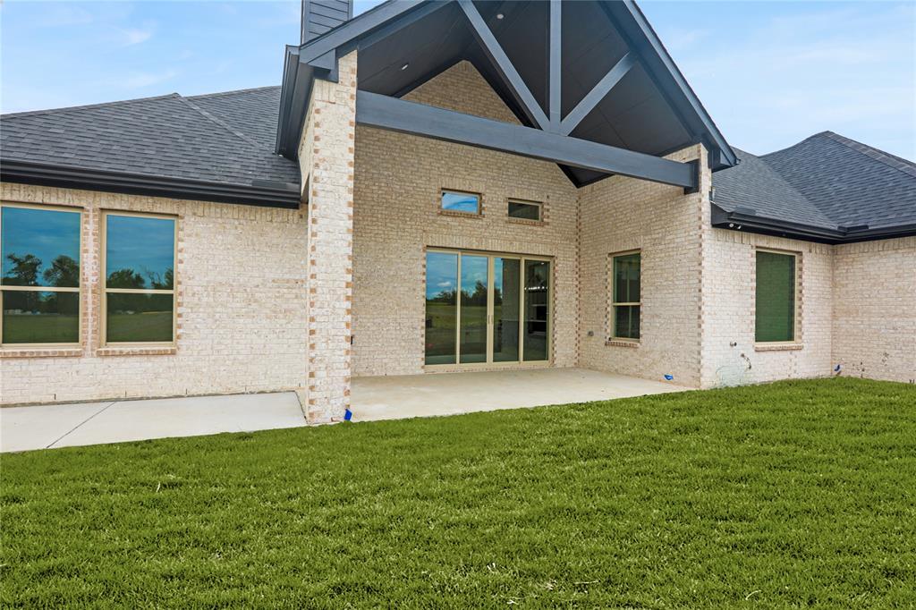 Celeste, Texas, 75423, United States, 4 Bedrooms Bedrooms, ,4 BathroomsBathrooms,Residential,For Sale,1882492
