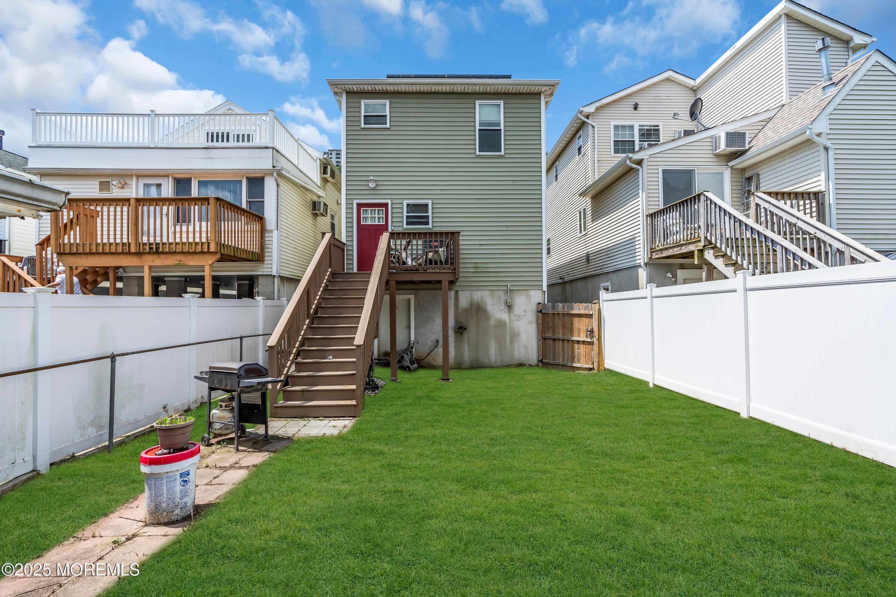 Highlands, New Jersey, 07732, United States, 2 Bedrooms Bedrooms, ,2 BathroomsBathrooms,Residential,For Sale,1980474