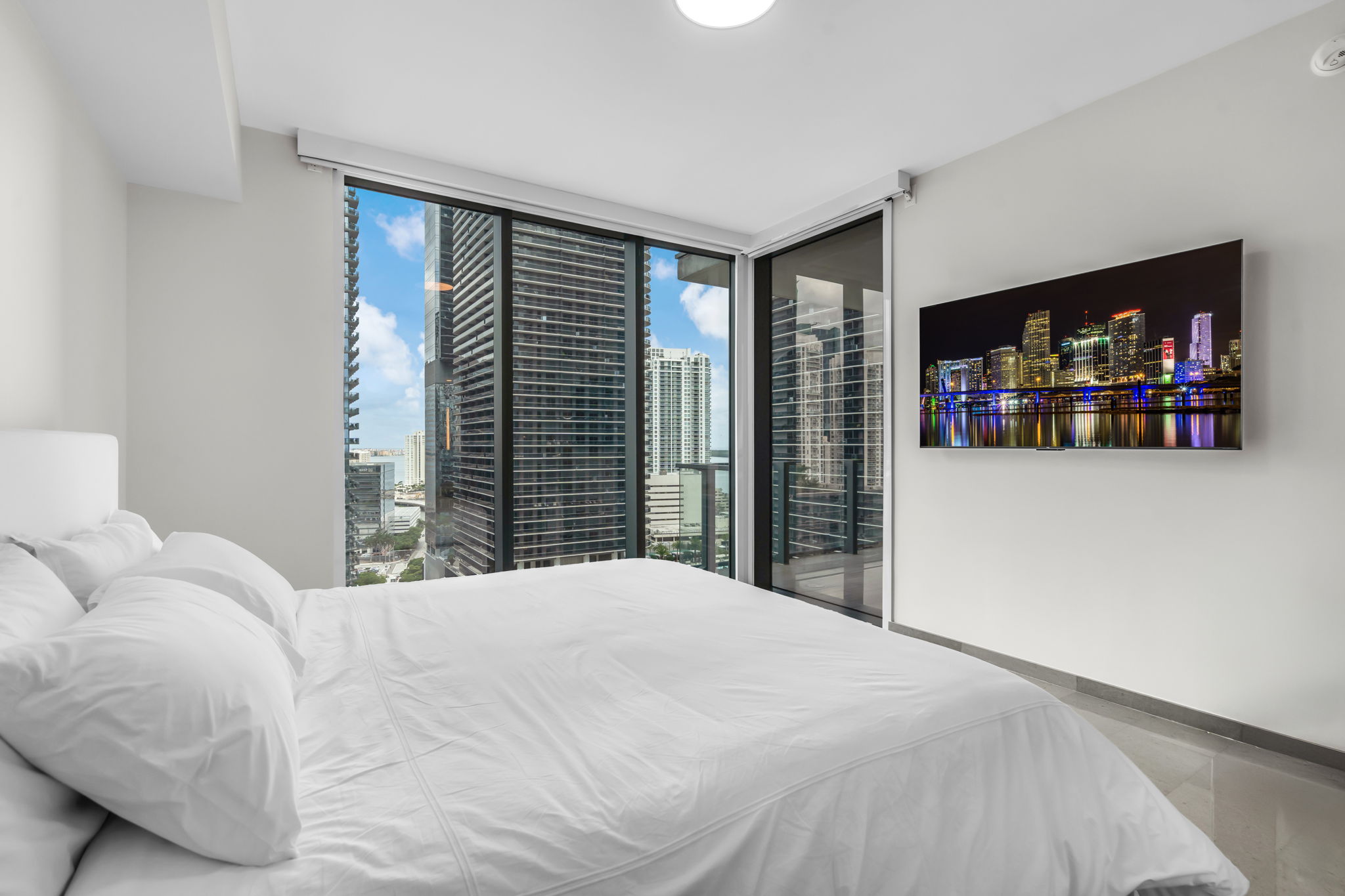  88 SW 7th St, Miami, FL, 33130 - 物件實景