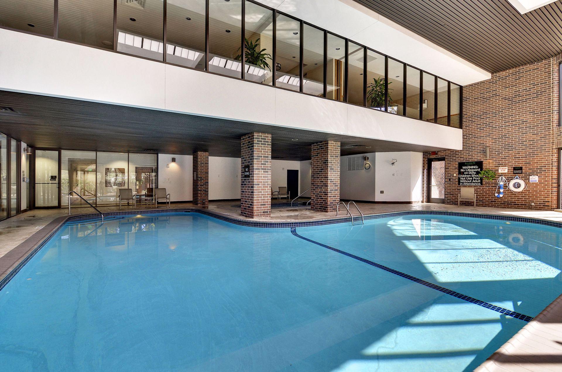 Minneapolis, Minnesota, 55403, United States, 2 Bedrooms Bedrooms, ,1 BathroomBathrooms,Residential,For Sale,1794027