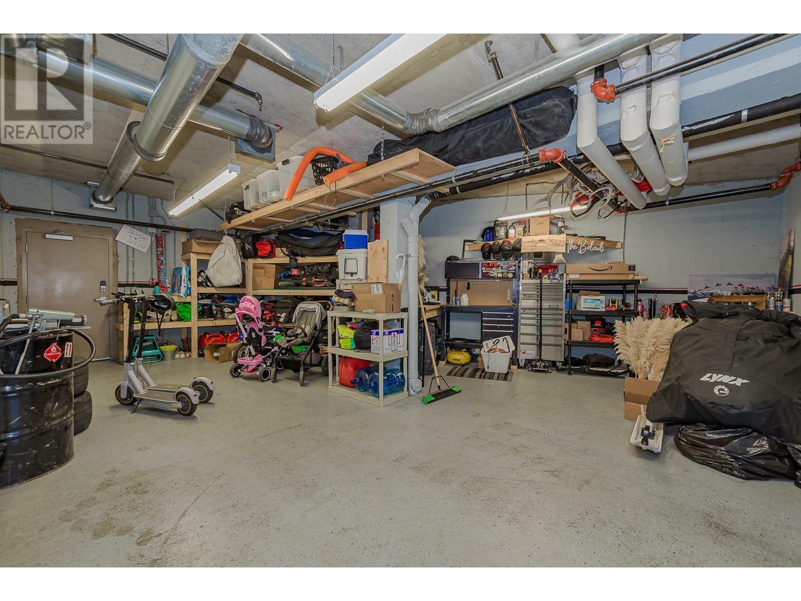 SICAMOUS, British Columbia, V0E 2V1, CA, 4 Bedrooms Bedrooms, ,2 BathroomsBathrooms,Residential,For Sale,1839055