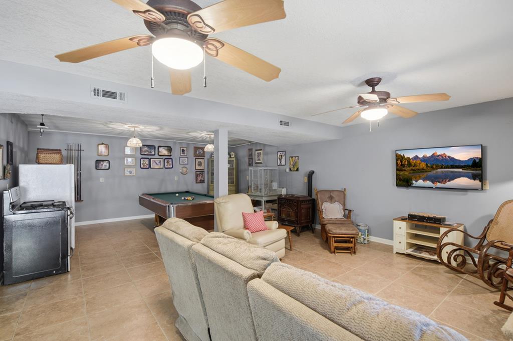 Ellijay, Georgia, 30540, United States, 3 Bedrooms Bedrooms, ,3 BathroomsBathrooms,Residential,For Sale,2034998