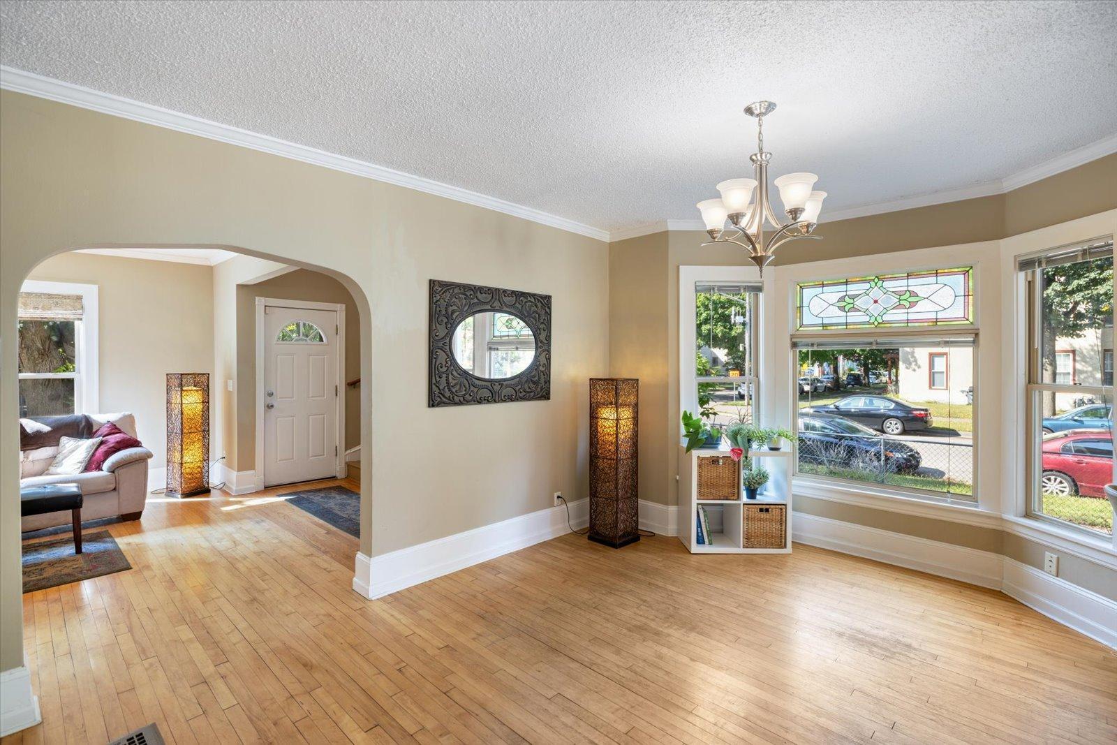 Minneapolis, Minnesota, 55418, United States, 4 Bedrooms Bedrooms, ,2 BathroomsBathrooms,Residential,For Sale,1970458