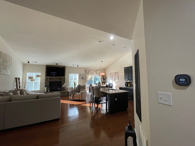 Williamsburg, Virginia, 23188, United States, 3 Bedrooms Bedrooms, ,2 BathroomsBathrooms,Residential,For Sale,1989913