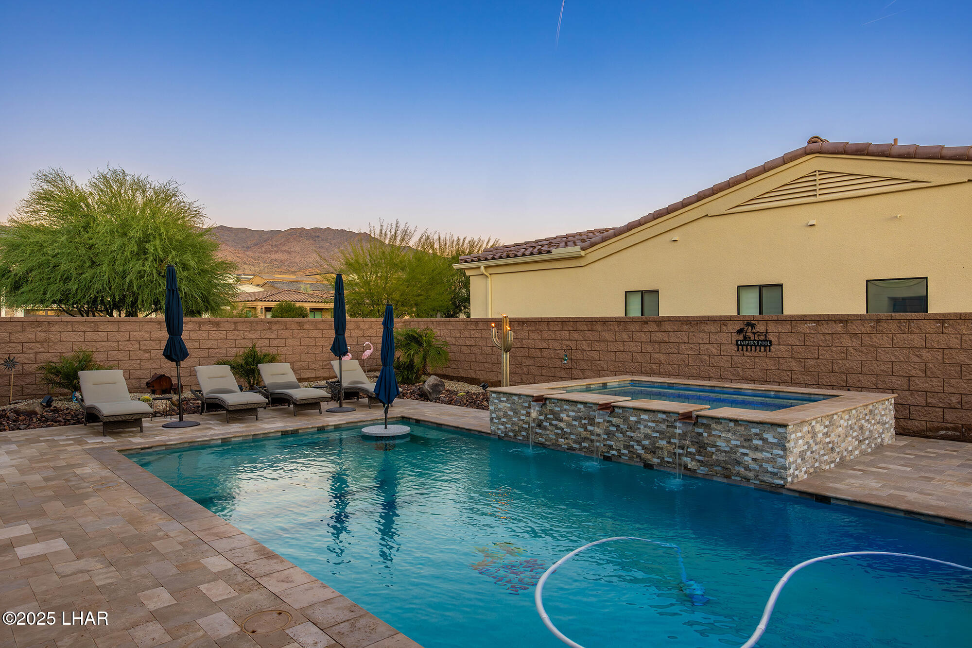 Lake Havasu City, Arizona, 86406, United States, 3 Bedrooms Bedrooms, ,1 BathroomBathrooms,Residential,For Sale,1998325