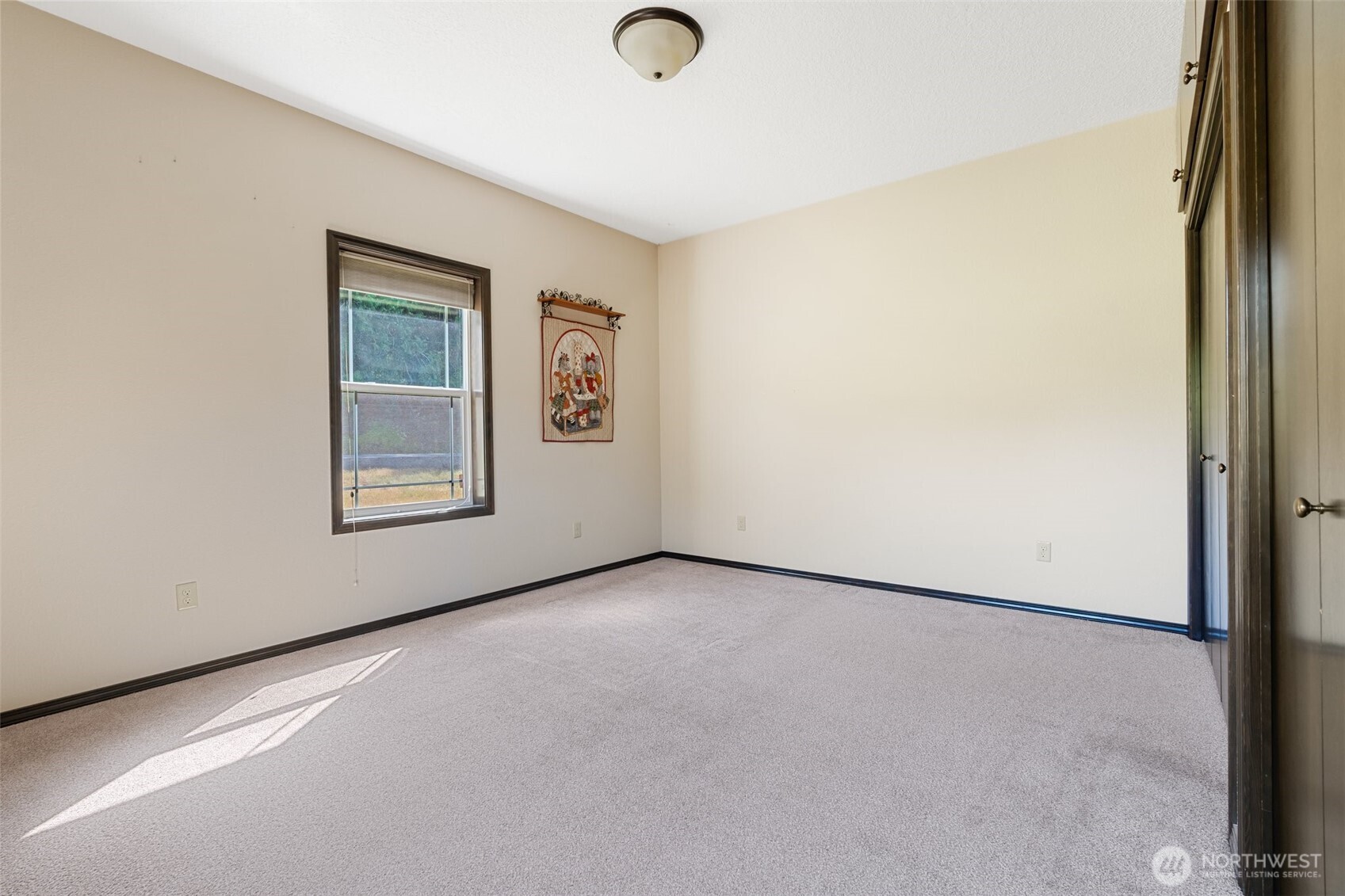 Chehalis, Washington, 98532, United States, 3 Bedrooms Bedrooms, ,1 BathroomBathrooms,Residential,For Sale,1851849