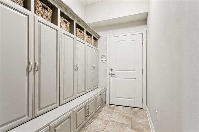 Madisonville, Louisiana, 70447, United States, 4 Bedrooms Bedrooms, ,6 BathroomsBathrooms,Residential,For Sale,1921490