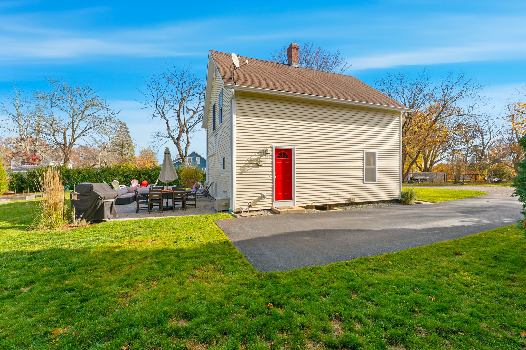 South Kingstown, Rhode Island, 02879, United States, 2 Bedrooms Bedrooms, ,2 BathroomsBathrooms,Residential,For Sale,1994423