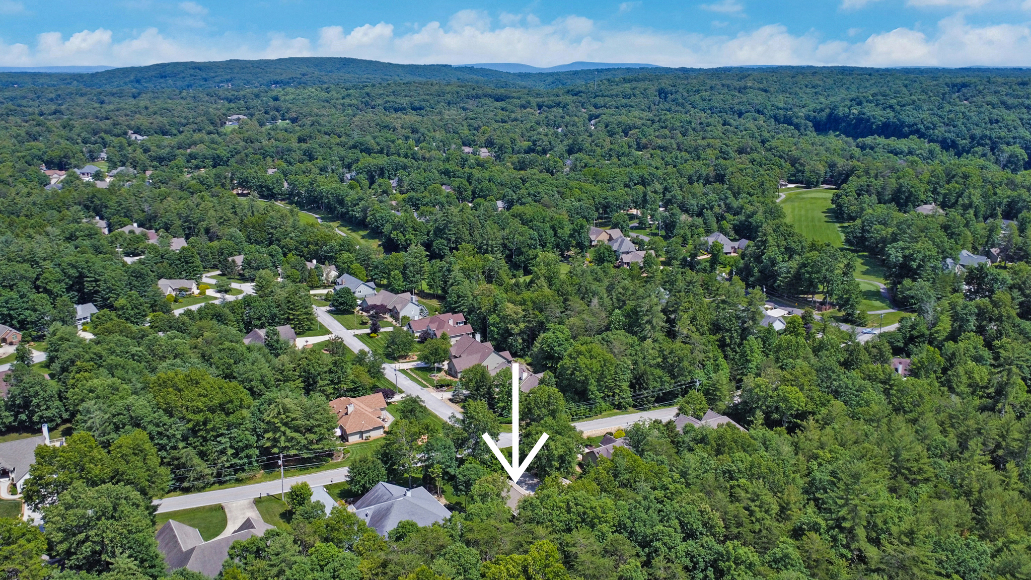 Crossville, Tennessee, 38558, United States, 3 Bedrooms Bedrooms, ,2 BathroomsBathrooms,Residential,For Sale,1975656