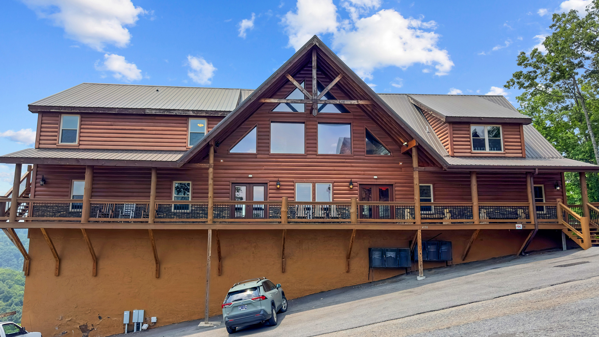 Pigeon Forge, Tennessee, 37863, United States, 12 Bedrooms Bedrooms, ,14 BathroomsBathrooms,Residential,For Sale,1923197