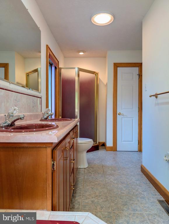 Buffalo Mills, Pennsylvania, 15534, United States, 3 Bedrooms Bedrooms, ,3 BathroomsBathrooms,Residential,For Sale,1948383