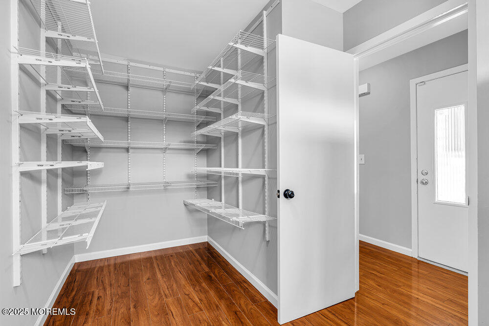 Tinton Falls, New Jersey, 07724, United States, 3 Bedrooms Bedrooms, ,3 BathroomsBathrooms,Residential,For Sale,1923541
