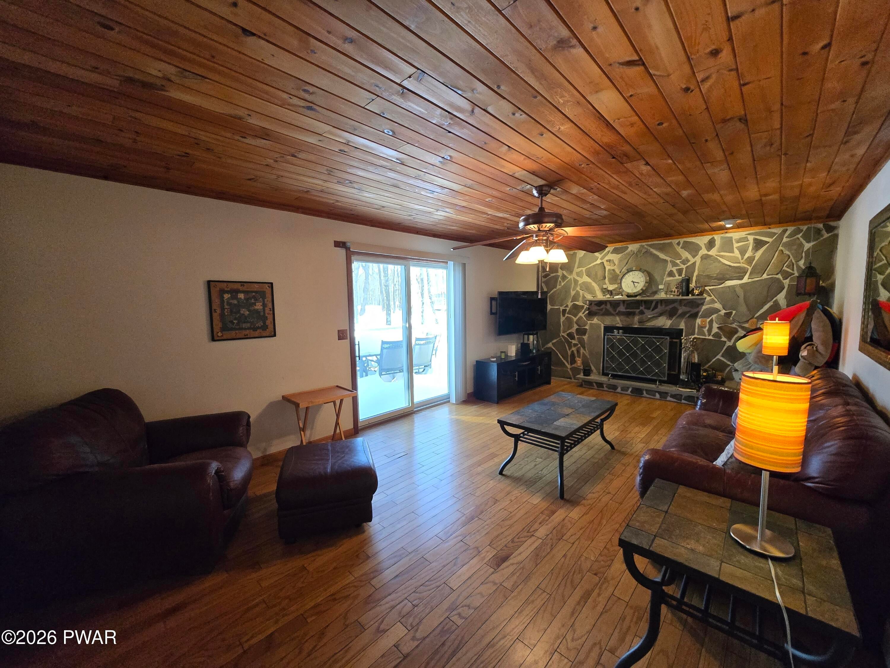 Lords Valley, Pennsylvania, 18428, United States, 4 Bedrooms Bedrooms, ,3 BathroomsBathrooms,Residential,For Sale,2020252