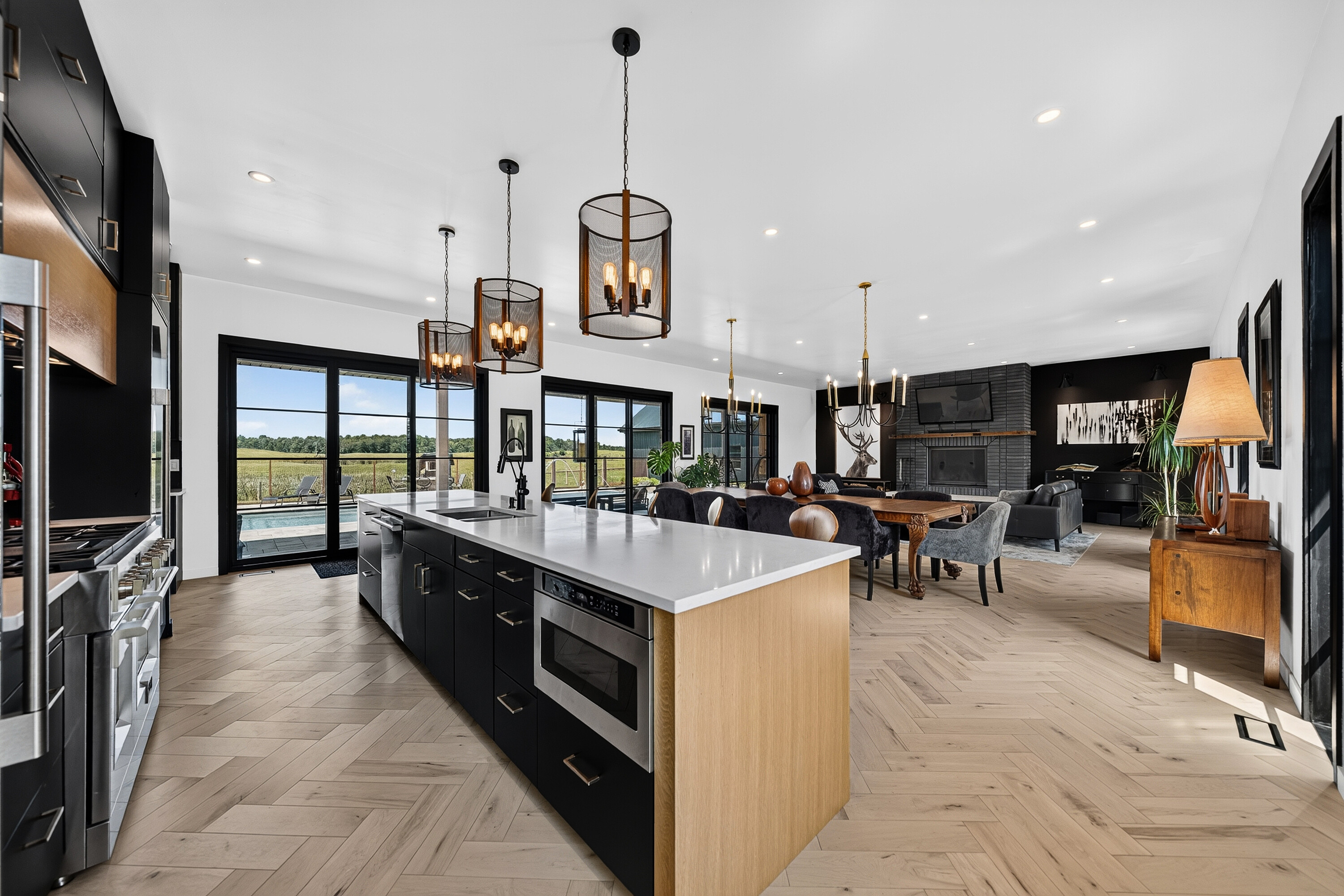  Custom-Built Country Estate - 物件實景