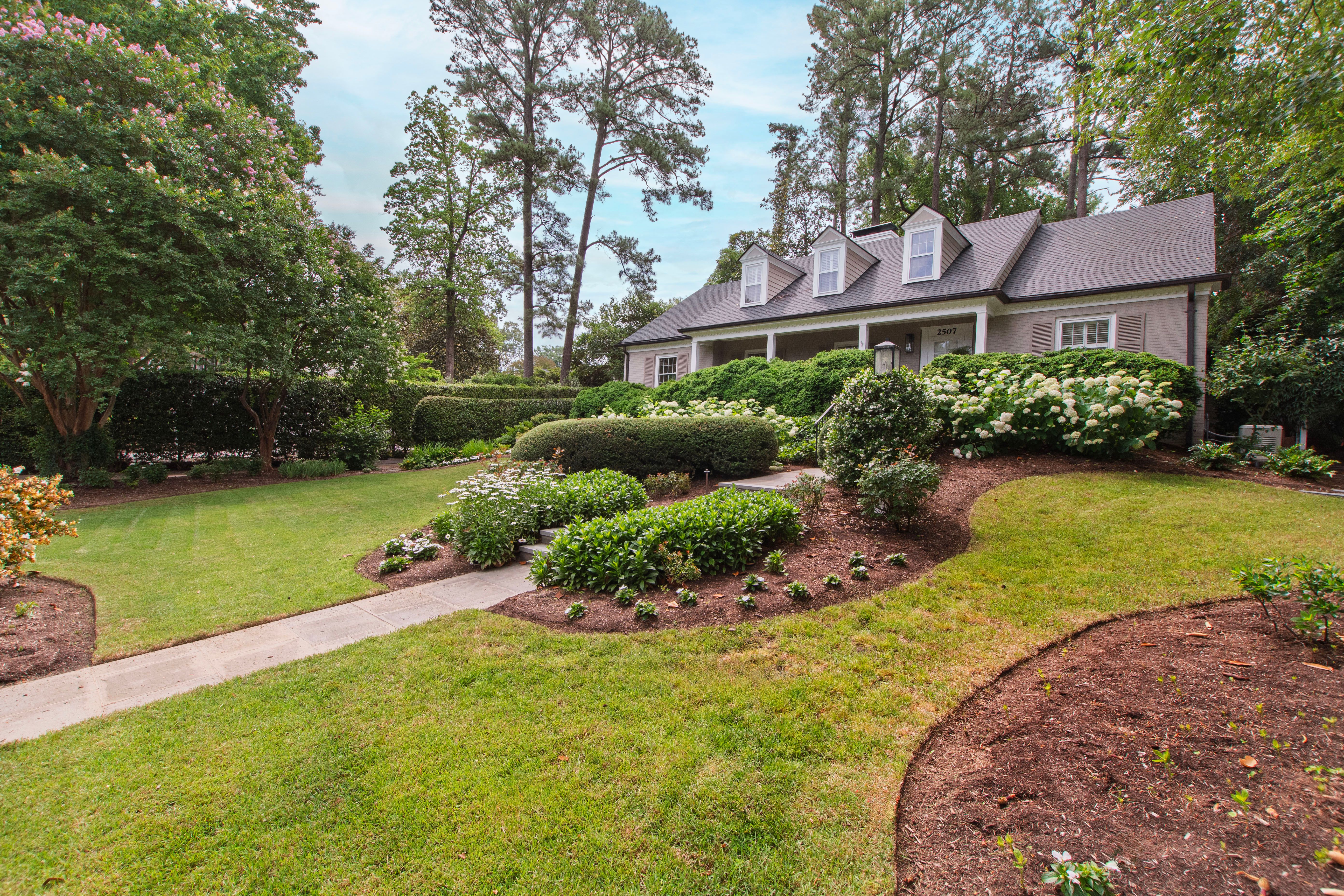  2507 Sanderson Drive, Raleigh, NC 27608 - 物件實景