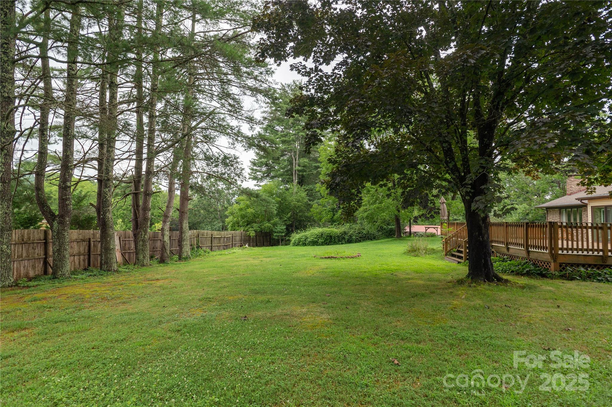 Hendersonville, North Carolina, 28791, United States, 3 Bedrooms Bedrooms, ,2 BathroomsBathrooms,Residential,For Sale,1910646