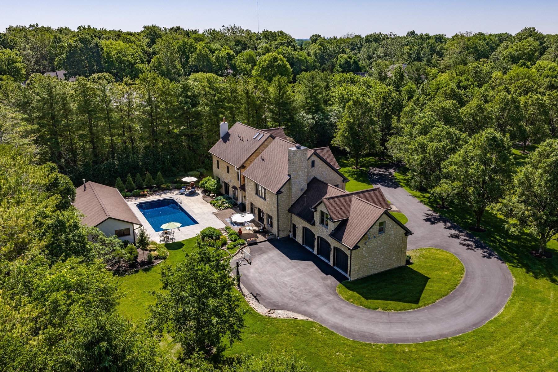  Rare Opportunity to Own a Stunning Home with Acreage in West Carmel - 物件實景