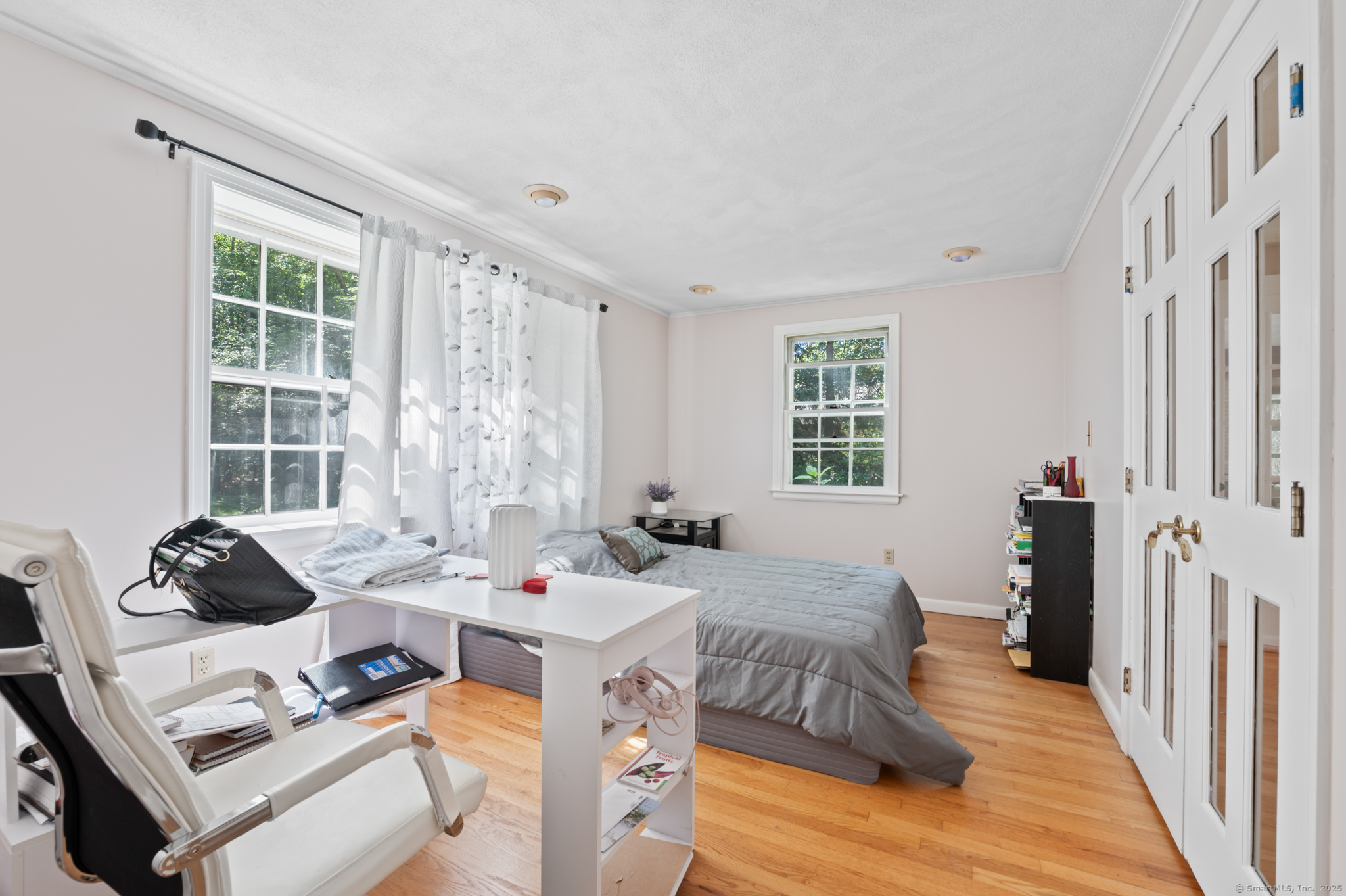Avon, Connecticut, 06001, United States, 5 Bedrooms Bedrooms, ,5 BathroomsBathrooms,Residential,For Sale,1942317