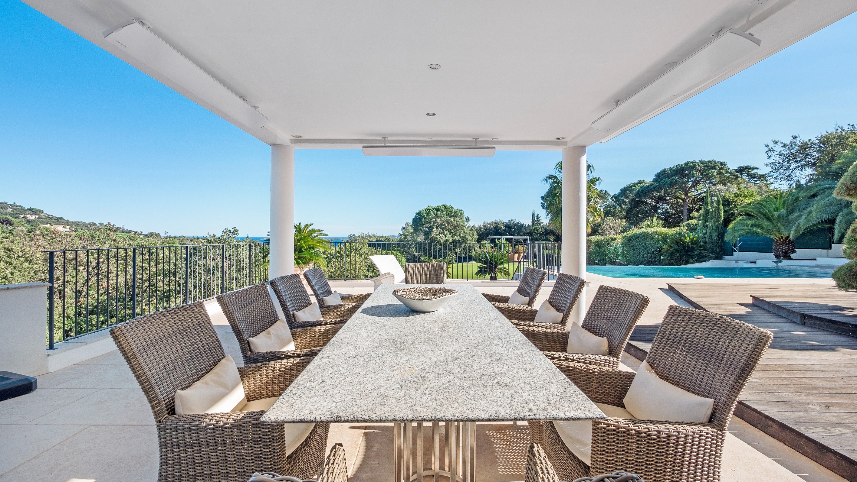  Grimaud Modern home with pool and sea view - Beauvallon Estate - 物件實景