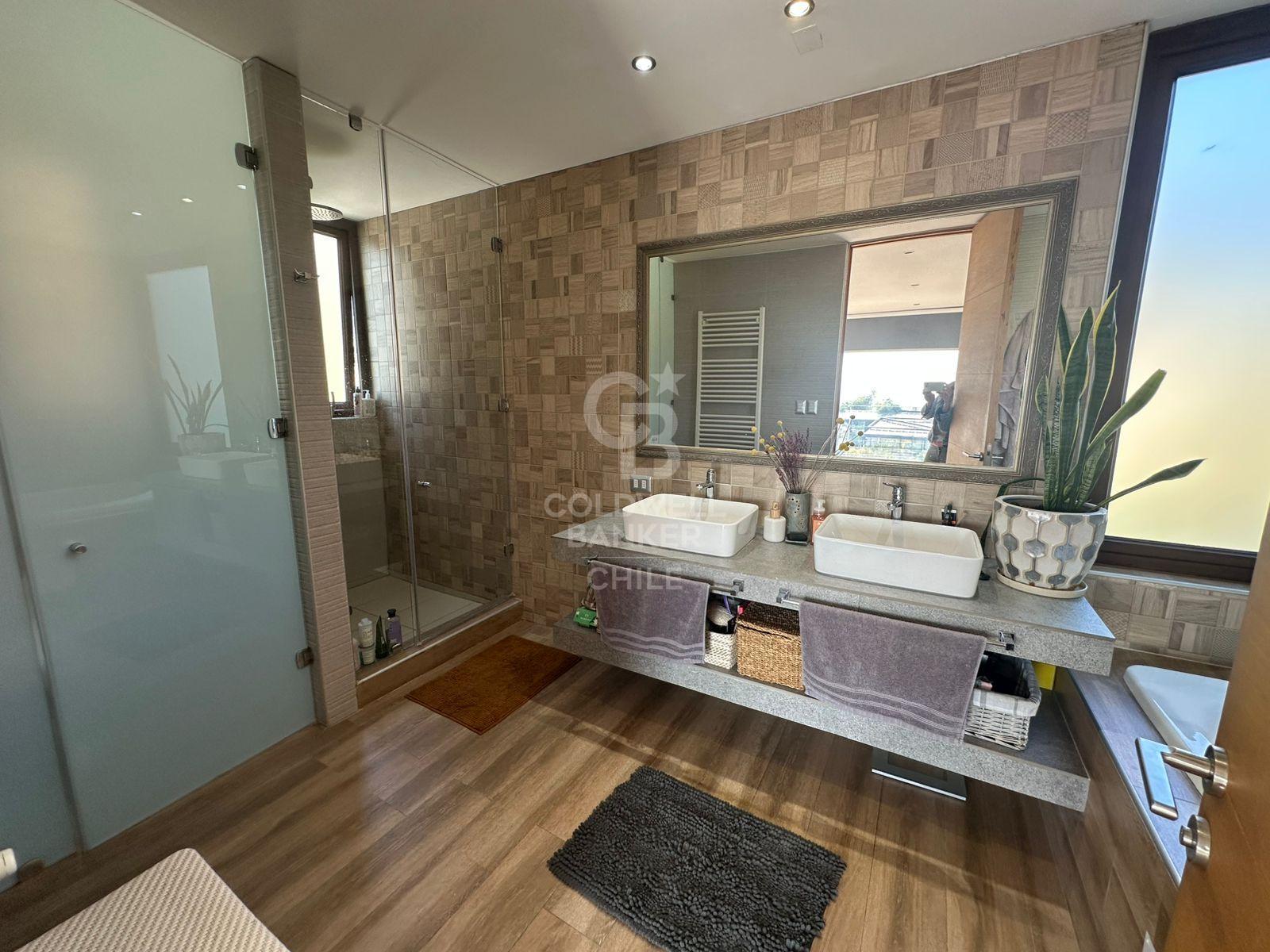 Colina, Chile, 3 Bedrooms Bedrooms, ,3 BathroomsBathrooms,Residential,For Sale,1902033