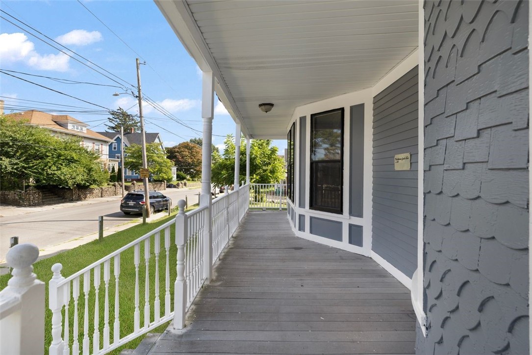 Woonsocket, Rhode Island, 02895, United States, 11 Bedrooms Bedrooms, ,4 BathroomsBathrooms,Residential,For Sale,1912743