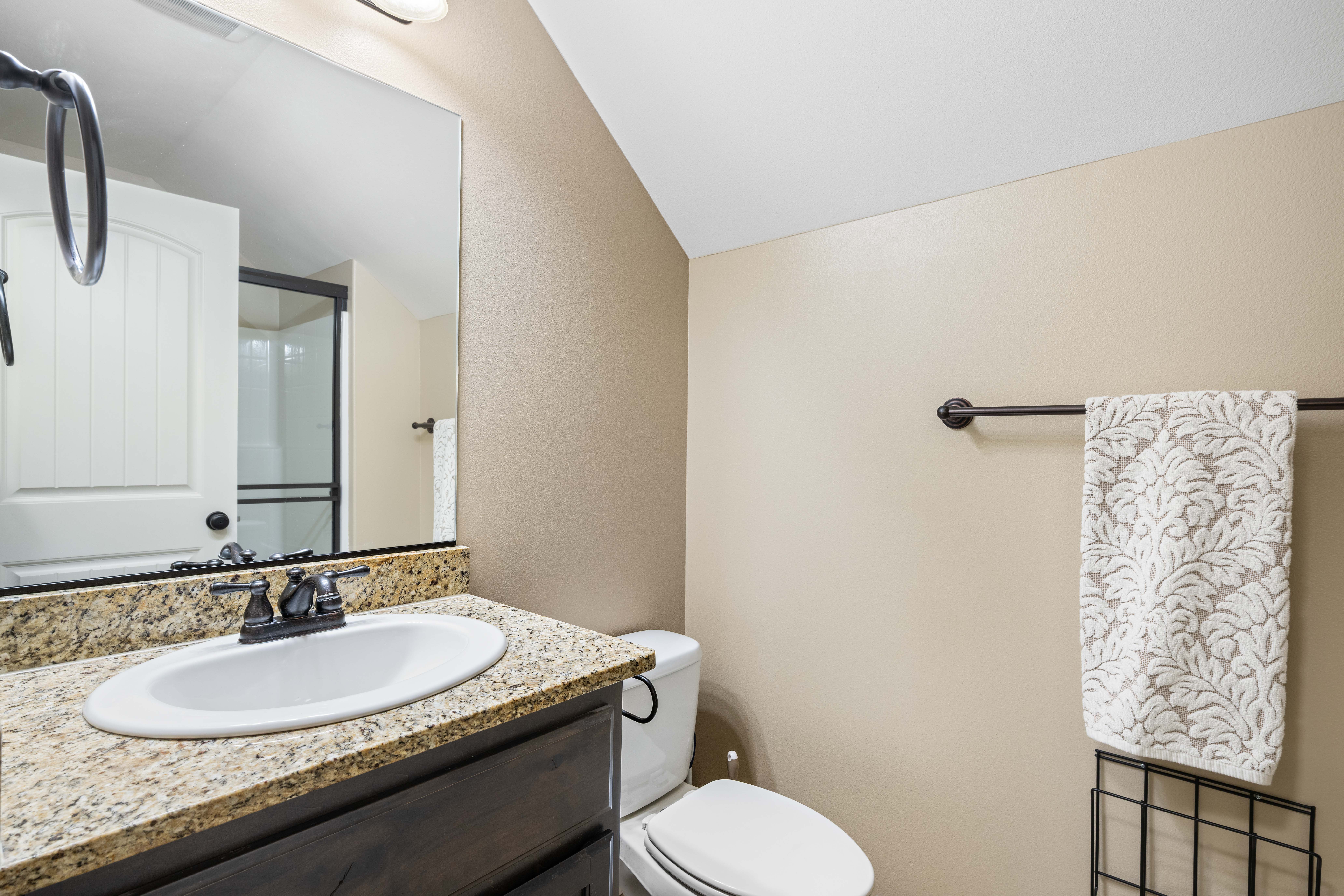  Pool, Quiet Cul-de-sac& Amazing Neighborhood - 物件實景