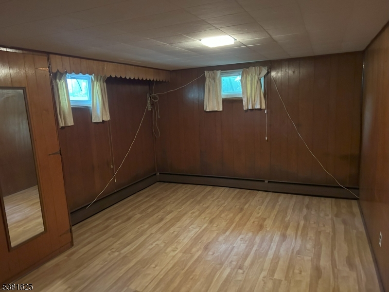 Hillsborough Twp., New Jersey, 08844, United States, 3 Bedrooms Bedrooms, ,2 BathroomsBathrooms,Residential,For Sale,1932471