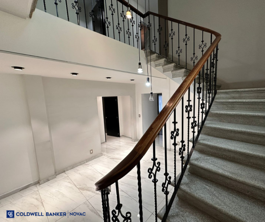 Miguel Hidalgo, Ciudad de México, 11300, Mexico, 9 Bedrooms Bedrooms, ,2 BathroomsBathrooms,Residential,For Sale,1690374