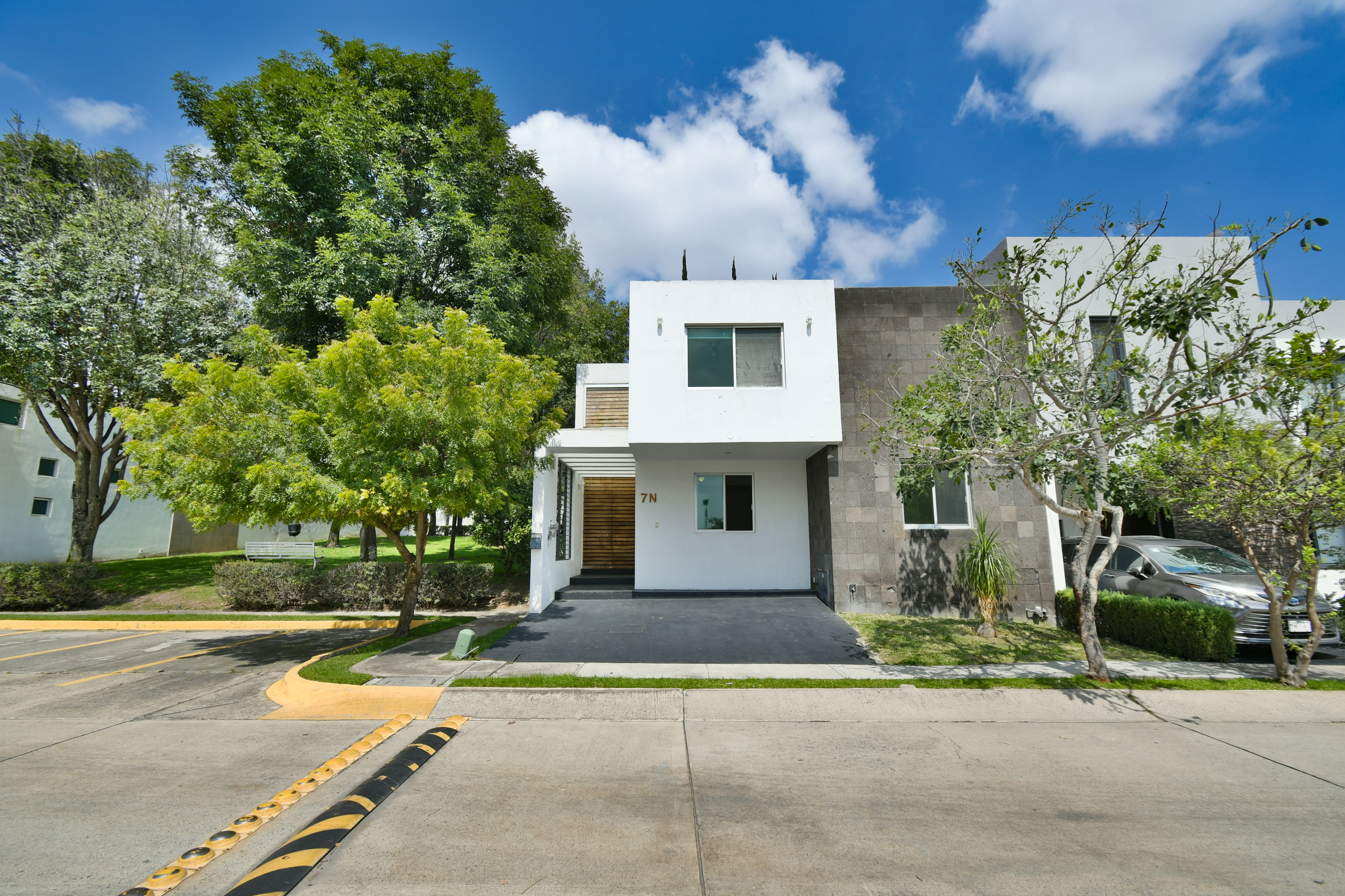  Casa duplex en condominio Puerta del Valle en venta - 物件實景