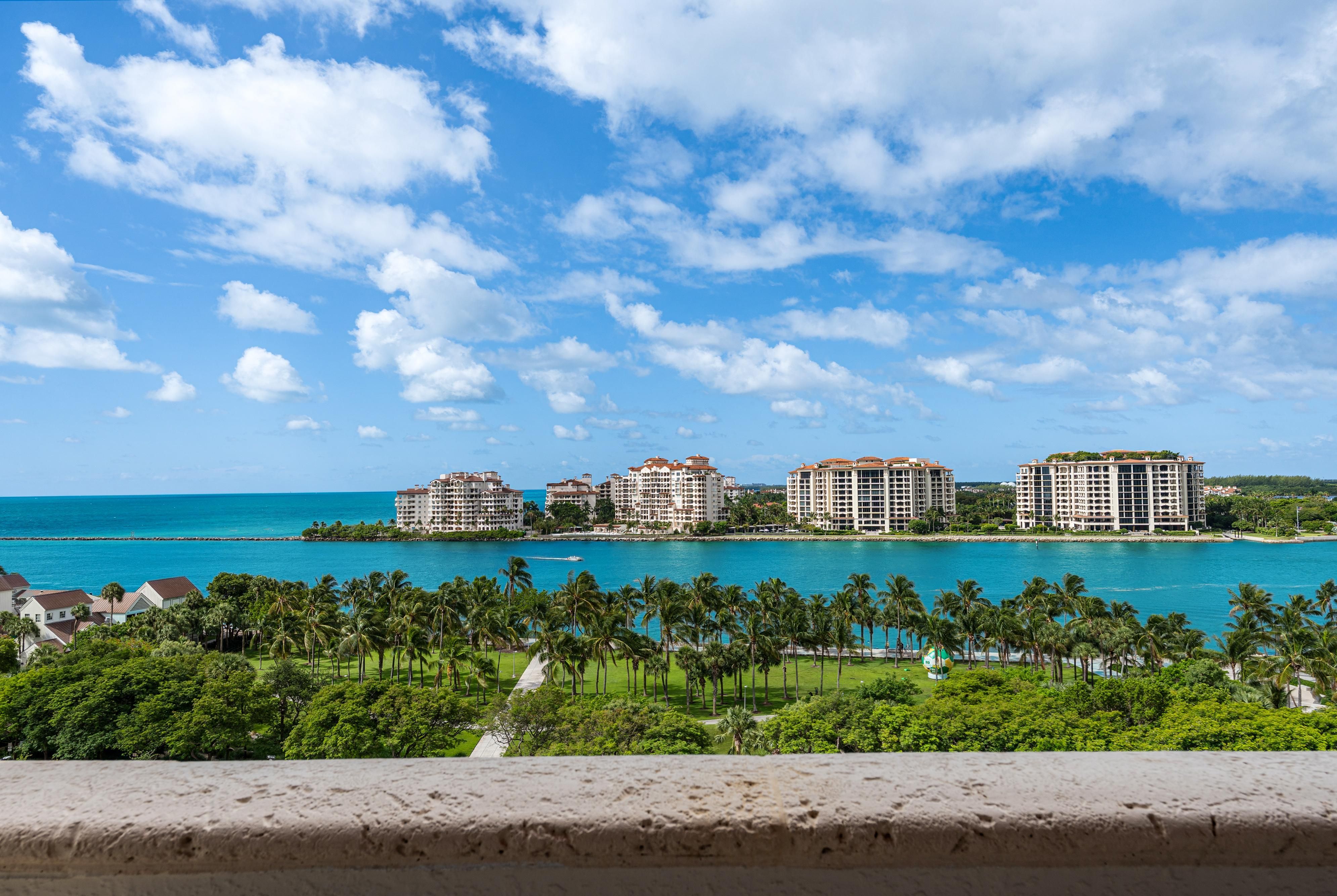  300 South Pointe Drive #1001, Miami Beach, FL 33139 - 物件實景