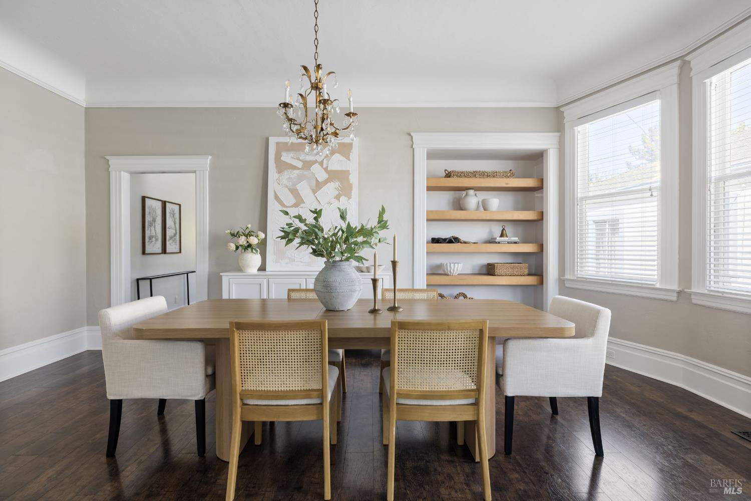 Petaluma, California, 94952, United States, 3 Bedrooms Bedrooms, ,2 BathroomsBathrooms,Residential,For Sale,1977520