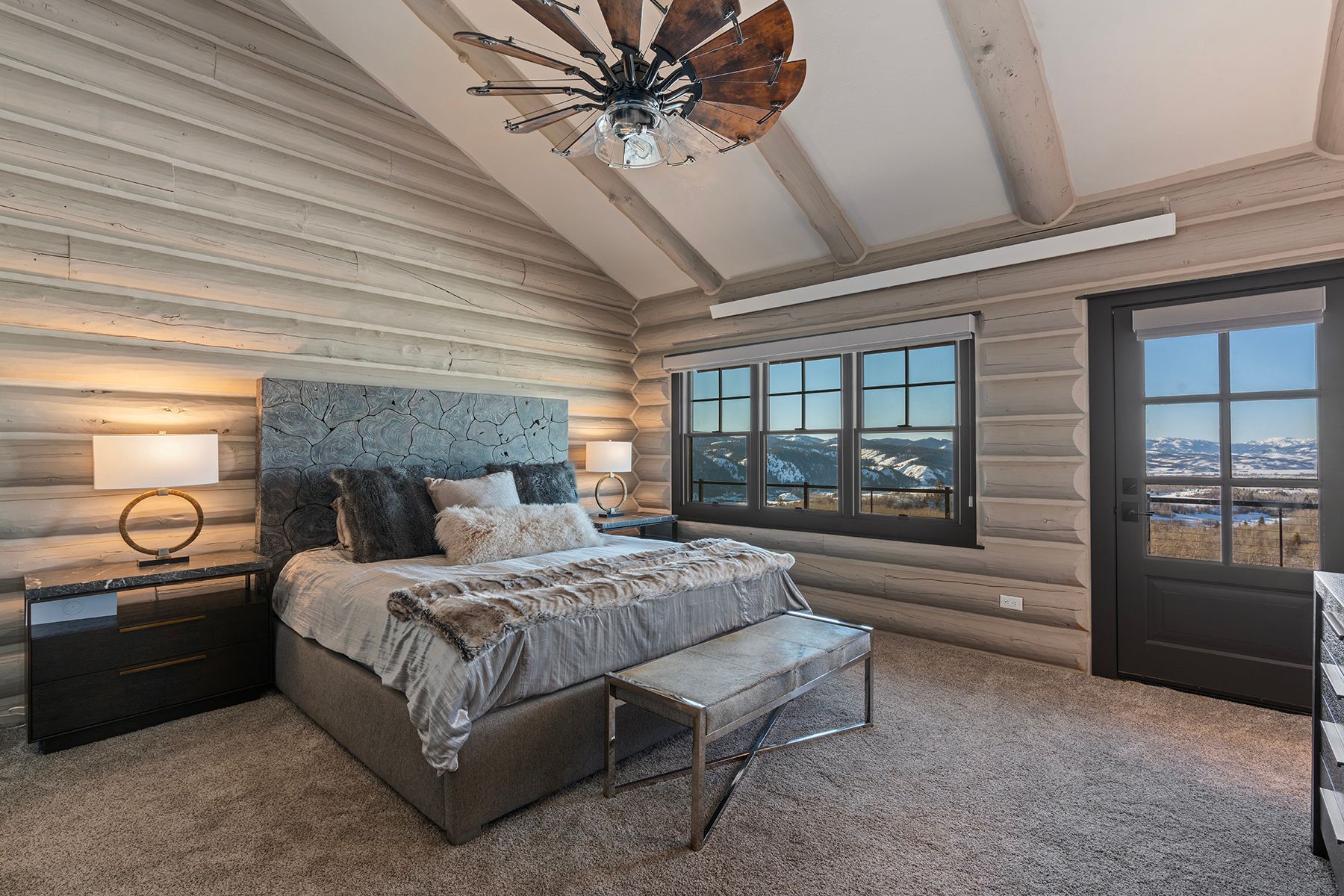  Privacy in Bedford - 物件實景