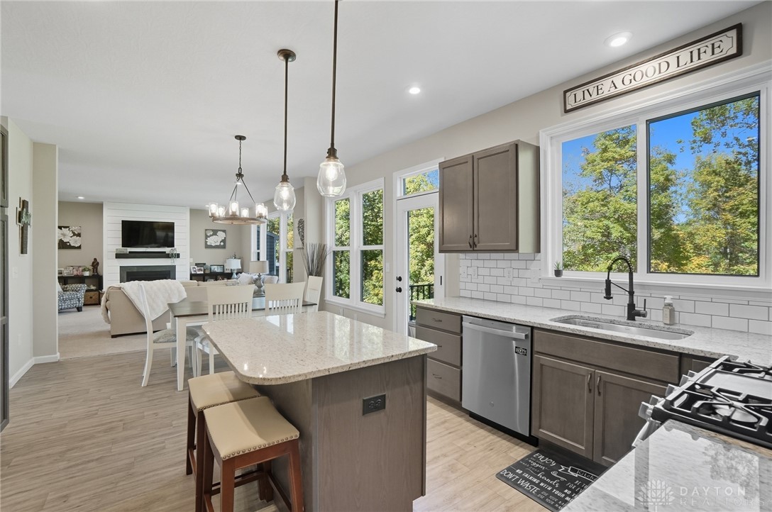 Cincinnati, Ohio, 45245, United States, 4 Bedrooms Bedrooms, ,4 BathroomsBathrooms,Residential,For Sale,1996154