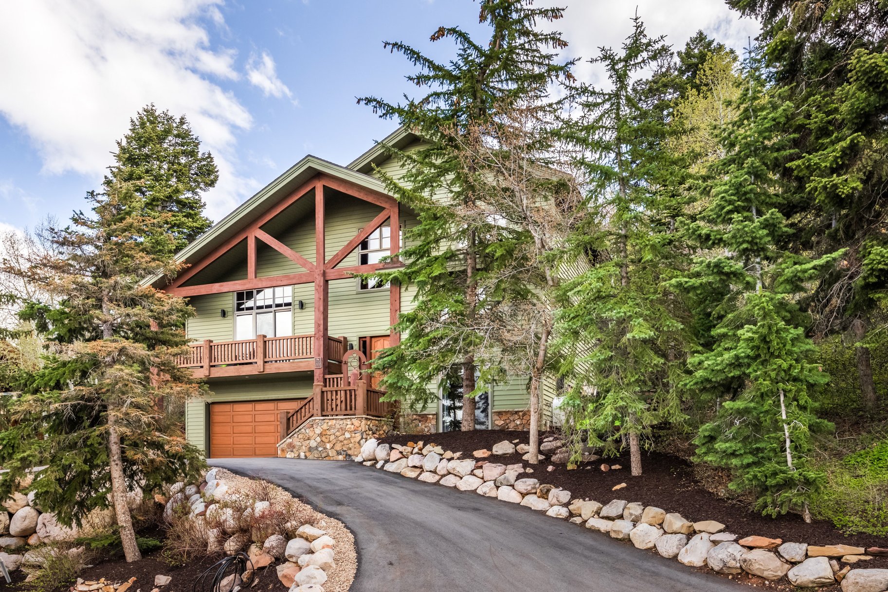  Nature-Inspired Living in the Heart of Park City