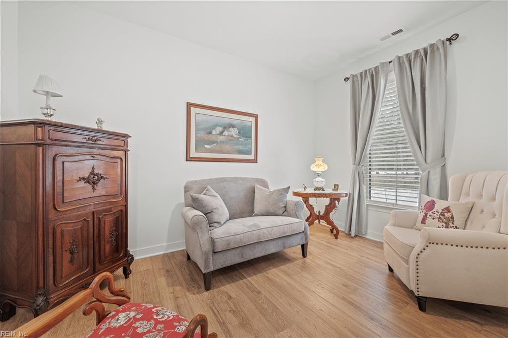 Gloucester, Virginia, 23061-2587, United States, 4 Bedrooms Bedrooms, ,3 BathroomsBathrooms,Residential,For Sale,1872162