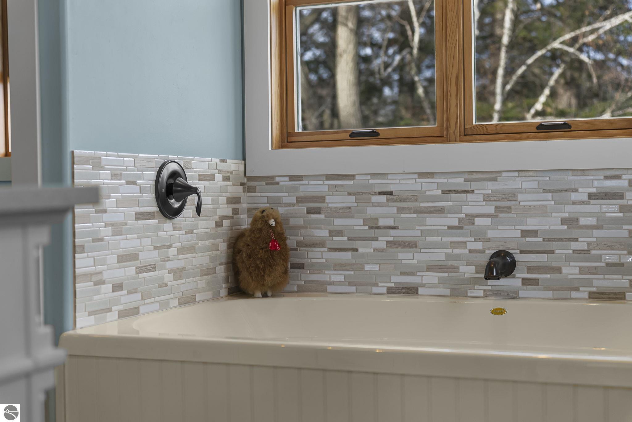 Traverse City, Michigan, 49685, United States, 7 Bedrooms Bedrooms, ,4 BathroomsBathrooms,Residential,For Sale,2005868