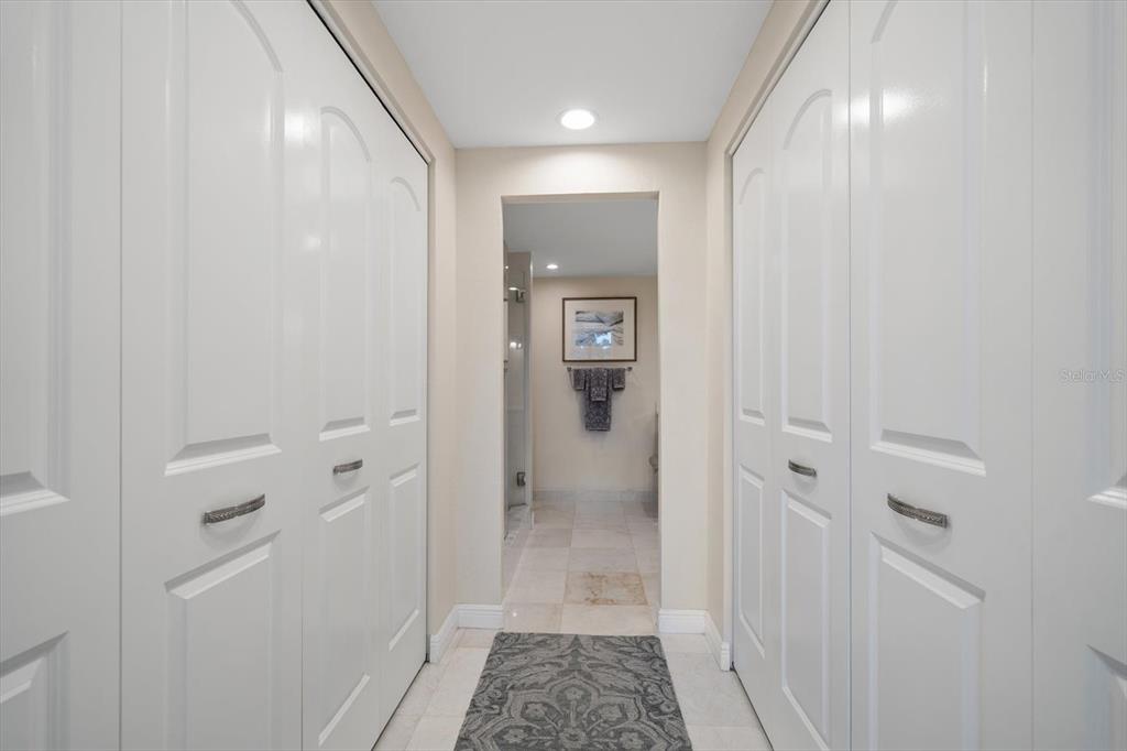 Belleair, Florida, 33756, United States, 2 Bedrooms Bedrooms, ,2 BathroomsBathrooms,Residential,For Sale,1877126