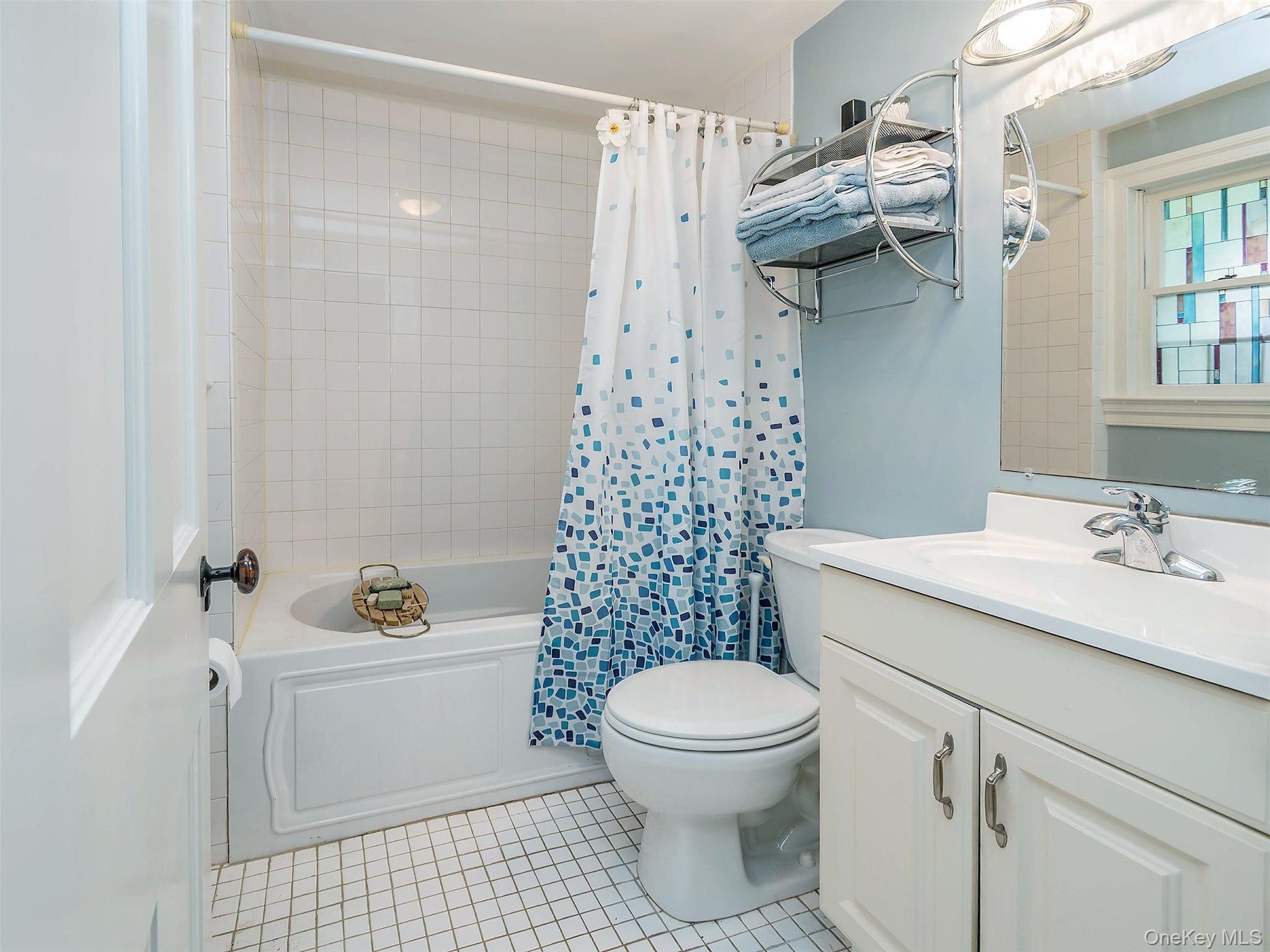  130 Mott Avenue, Roslyn, NY, 11576 - 物件實景