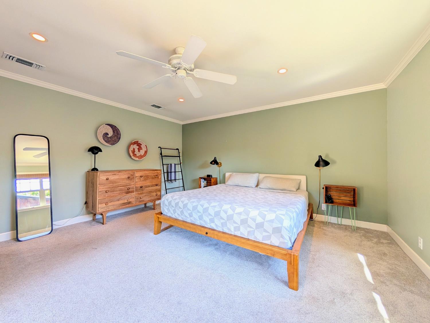 Sacramento, California, 95819, United States, 3 Bedrooms Bedrooms, ,2 BathroomsBathrooms,Residential,For Sale,1949743