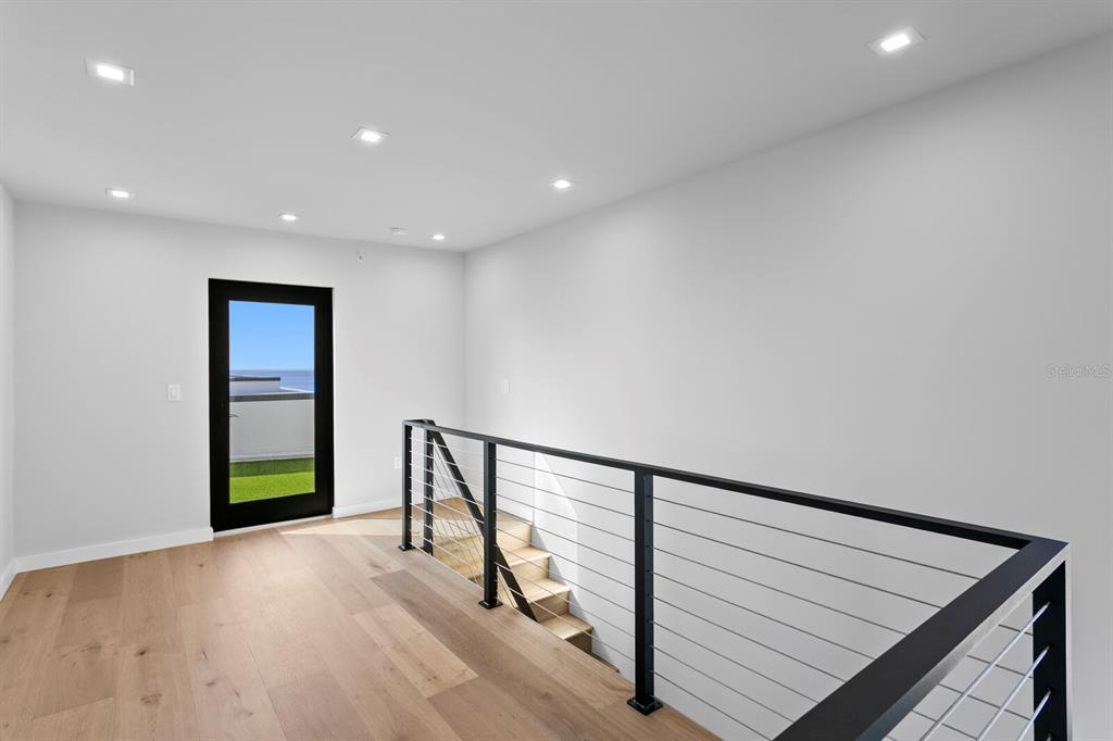 Indian Rocks Beach, Florida, 33785, United States, 8 Bedrooms Bedrooms, ,11 BathroomsBathrooms,Residential,For Sale,1997282