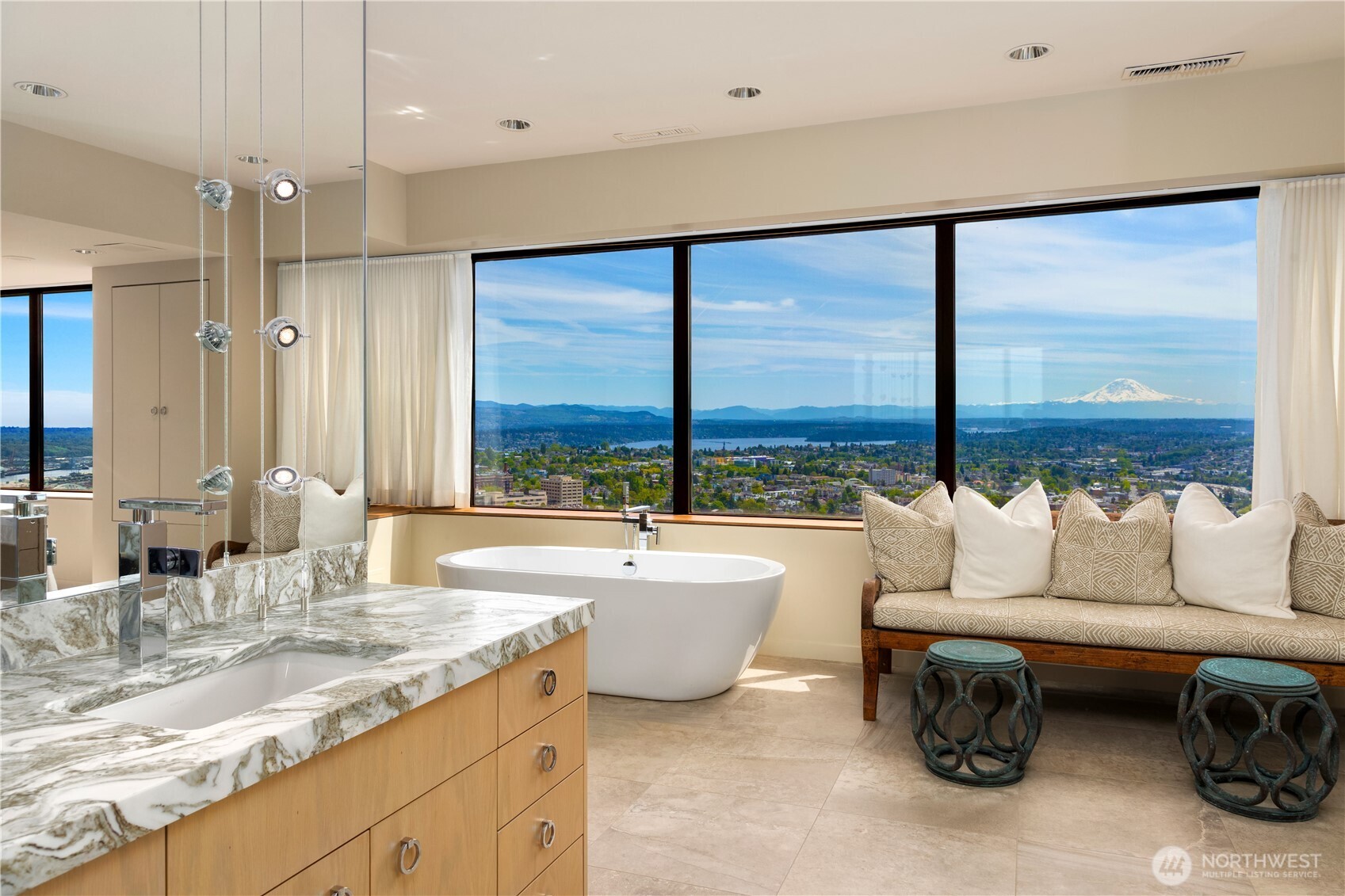 Seattle, Washington, 98104, United States, 4 Bedrooms Bedrooms, ,6 BathroomsBathrooms,Residential,For Sale,1731760